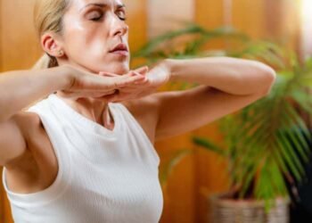 200 Throat Chakra Affirmations for Self-Expression