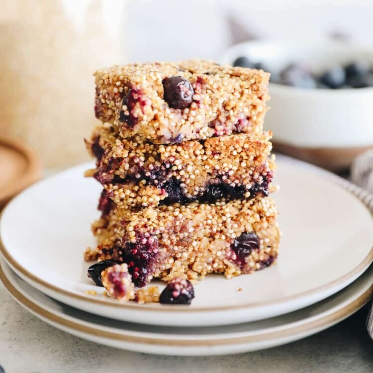 Blueberry Quinoa Bars – The Wholesome Maven