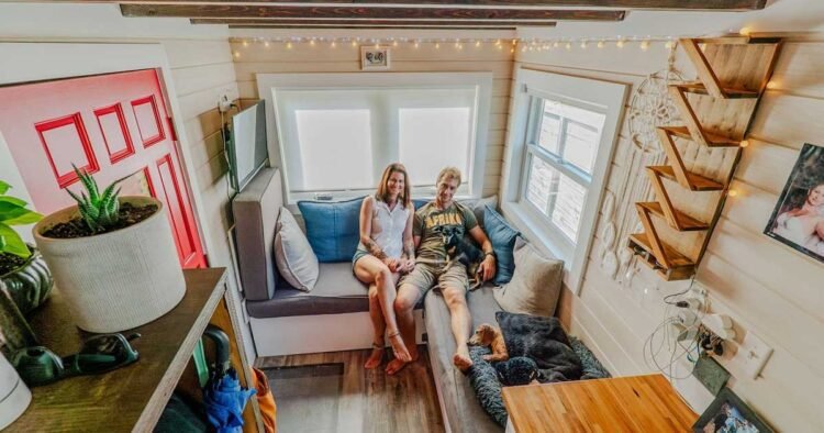 How a Couple Discovered an Reasonably priced Way of life in a Tiny Residence