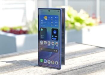 Galaxy Z Fold 7, Panasonic S1 II, Samsung QS700F and extra