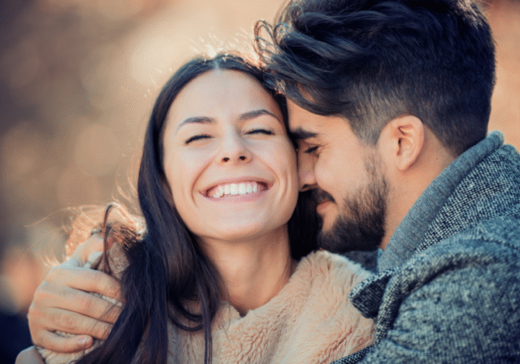 3 Phrases to Make a Lady Need You (+ 51 Phrases To Attempt)