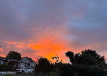 Touching the Stillness – Deconstructing Your self