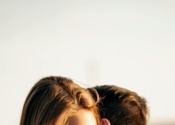 Exploring the free will for platonic intimacy