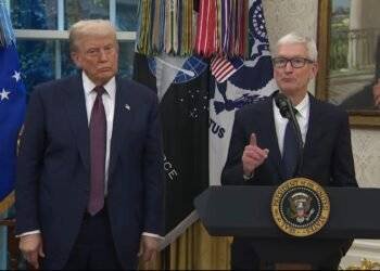 Apple to speculate one other $100 billion into the US to keep away from tariffs