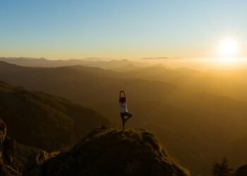 4 Efficient Methods to Begin Letting Go in Life At this time