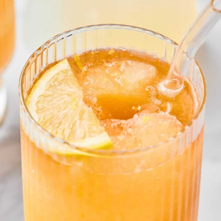 Boozy Blended Arnold Palmer – Match Foodie Finds