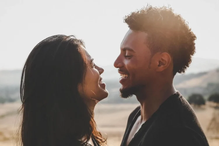 5 Positive Indicators Your Relationship is Wholesome & Comfortable