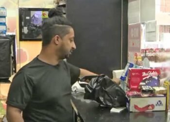 Native Deli Proprietor Rewards College students for Good Grades