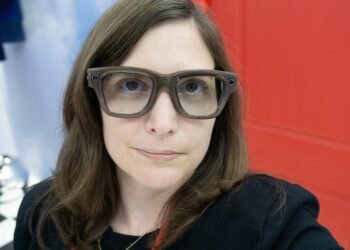 Meta Ray-Ban Show hands-on: Discreet and intuitive