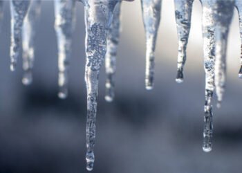 Letting Go of Unhealthy Habits in a Relationship