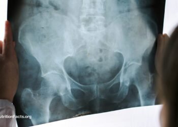 Pelvic Exams by Med College students on Anesthetized Ladies 