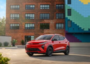 The beloved Chevrolet Bolt is again however just for a ‘restricted run’