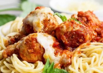 Straightforward Hen Parmesan Meatball Skillet