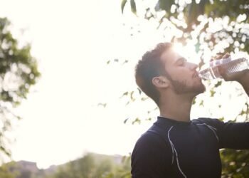 How To Use Optimistic Reinforcement To Construct Higher Hydration Habits