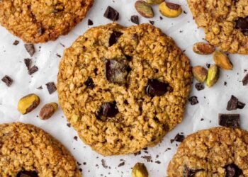Chocolate Pistachio Cookies (With Chocolate Chunks)