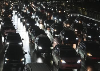 US Division of Transportation doubles down on fuel, cuts gas effectivity requirements