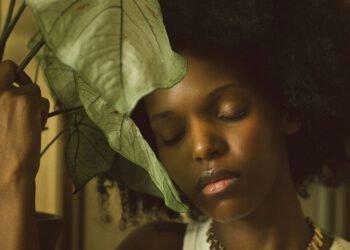 Reminding You of Your Personal Magnificence with Anne Lamott and Tami Simon – Be Right here Now Community 2025