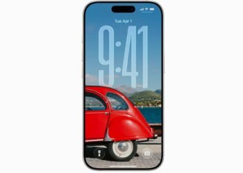 iOS 26.2 is right here with one other Liquid Glass tweak, new Podcasts options and extra