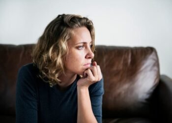 14 Methods to Cease Dwelling within the Previous