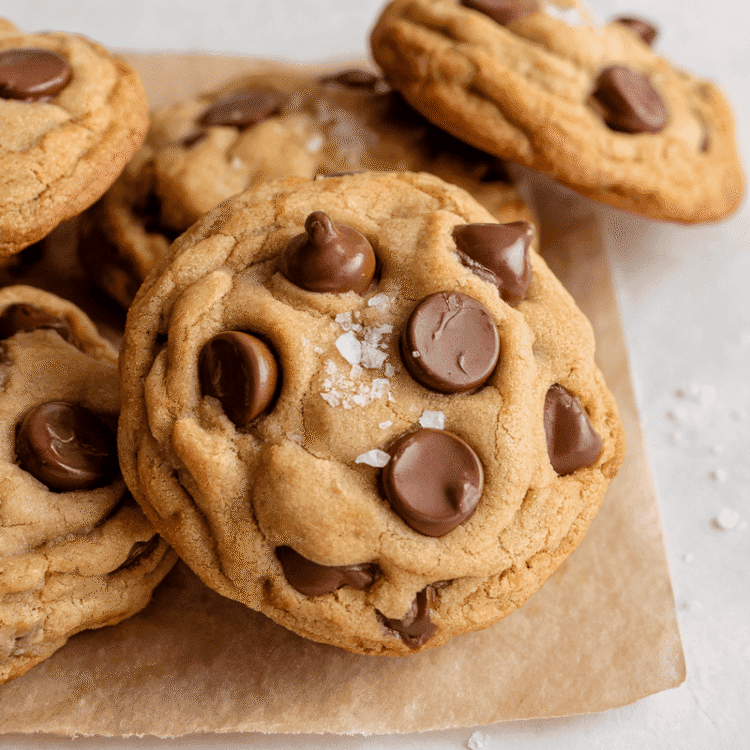 Wholesome Excessive-Protein Copycat Crumbl Chocolate Chip Cookies