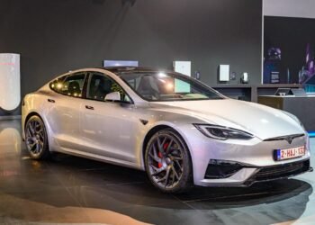 Tesla is killing off its Mannequin S and X vehicles to make robots