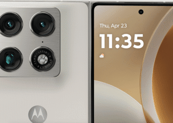 Motorola simply introduced a foldable telephone to rival Samsung and Google at CES