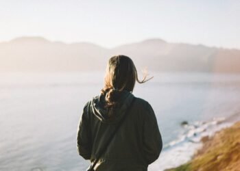 What lies beneath hair-pulling and skin-picking behaviours? The function of early maladaptive schemas