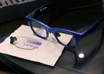 Lumus introduced a massively wider FOV to smartglasses at CES 2026