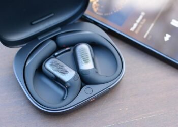 Shokz’ new earbuds successfully scale back noise whereas protecting your ears open