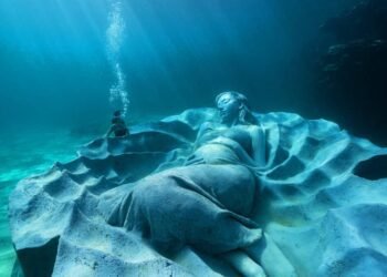 This underwater sculpture will quickly be a sanctuary for marine life