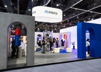 Meta reportedly plans to launch a smartwatch this yr