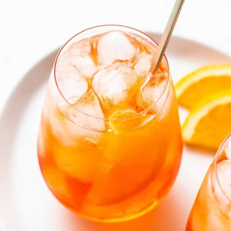 Basic Aperol Spritz (so refreshing!)