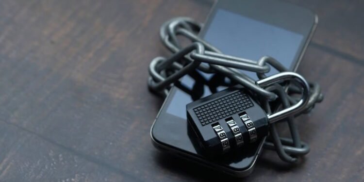 Disconnect to Reconnect: The right way to Digitally Detox