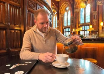 We tried to purchase nothing new all January. Right here’s how we received on