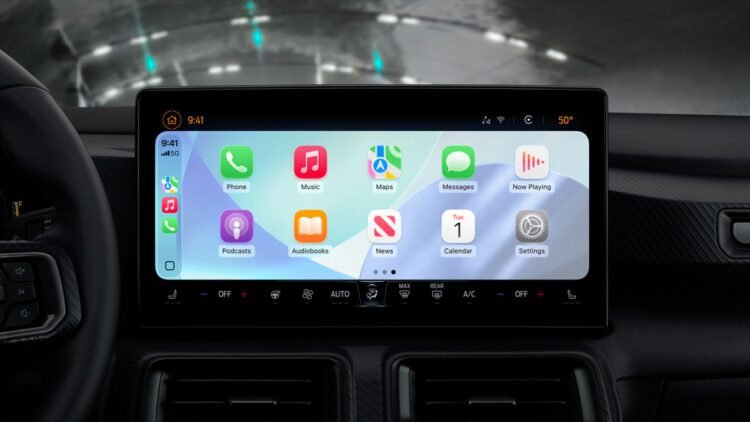 Apple will reportedly permit third-party AI assistants in CarPlay