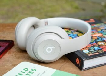 The very best tech offers from Apple, Sony, Roku and others