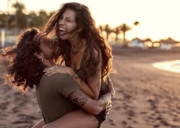 160 Humorous Inspirational Quotes on Life, Work and Motivation That Will Make You Snicker