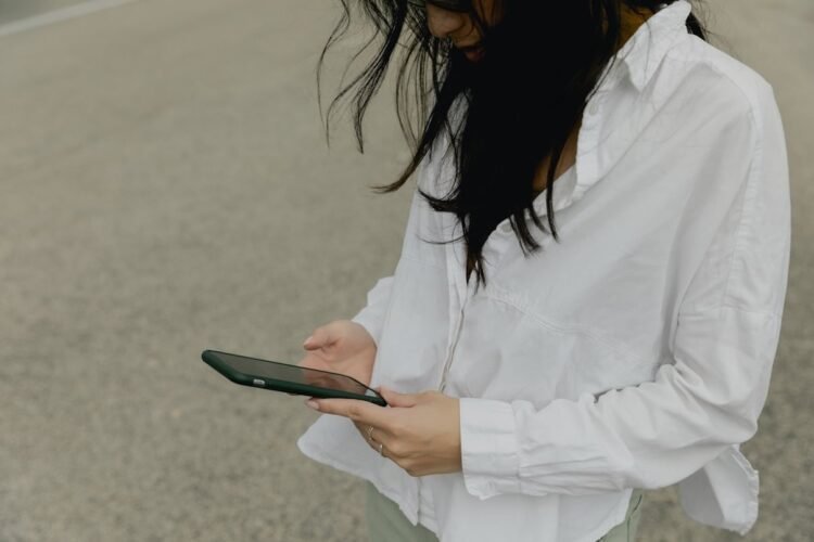 Put the Cell Telephone Down at These Key Instances, This is Why