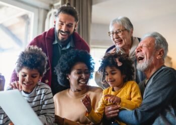 7 Prayers for Vibrant Household Relationships