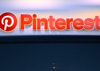 Pinterest CEO says teenagers below 16 must be banned from social media (however not Pinterest)