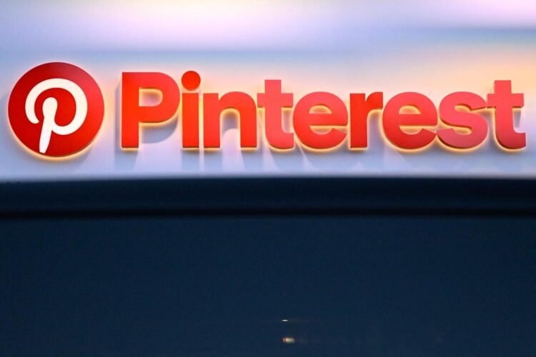 Pinterest CEO says teenagers below 16 must be banned from social media (however not Pinterest)