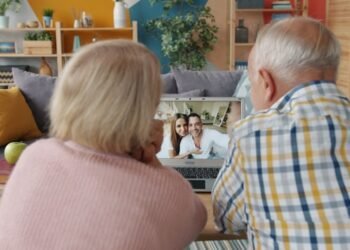 Sensible Suggestions To Assist Your Dad and mom’ Confidence As They Age