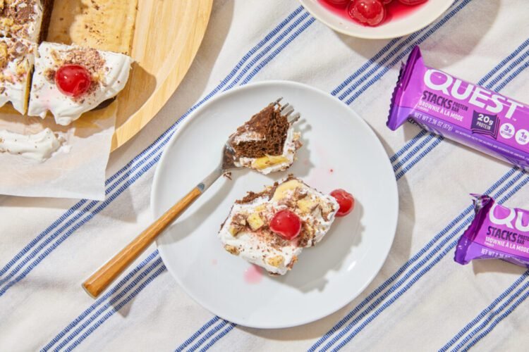 Quest Banana Break up Brownie a la Mode Dump Cake Recipe