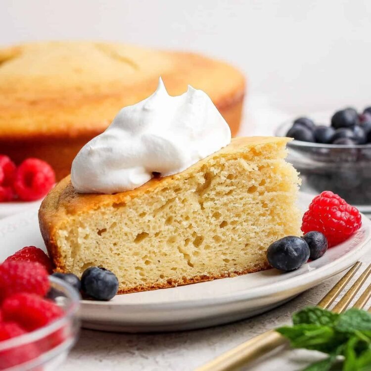 Simple Yogurt Cake