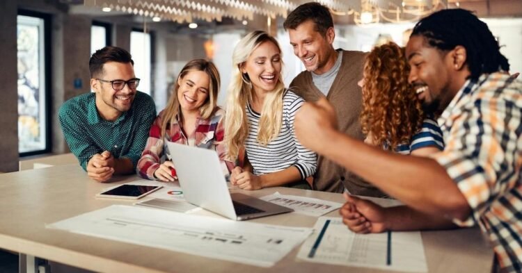 Derek Maxfield on Constructing Profitable, Function-Pushed Corporations