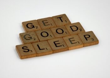 Altering sleep patterns linked to cognitive decline and dementia