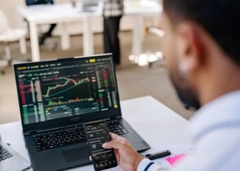 Why Liquidity Issues Extra Than Returns in Personal Funds