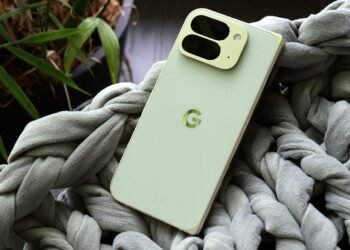 Android tablets and foldables are getting a Chrome bookmark bar