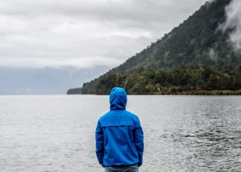 The Quiet Loneliness of Excessive-Functioning Individuals