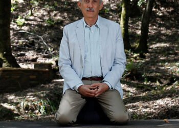 Coronary heart Knowledge with Jack Kornfield – Ep. 321 – Ram Dass and the Freedom to Be Human – Be Right here Now Community 2026